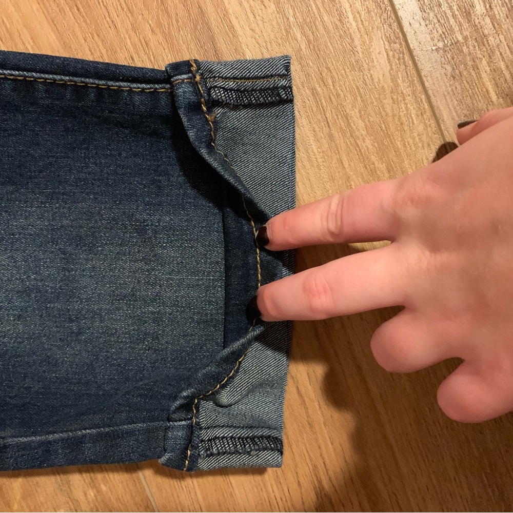 Apple Bottom capri jeans - Picture 5 of 8